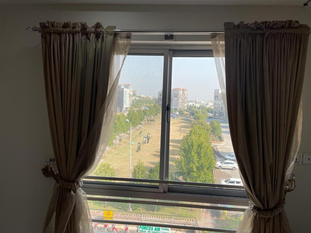 Marine Tower Apartment Rawalpindi Exterior photo